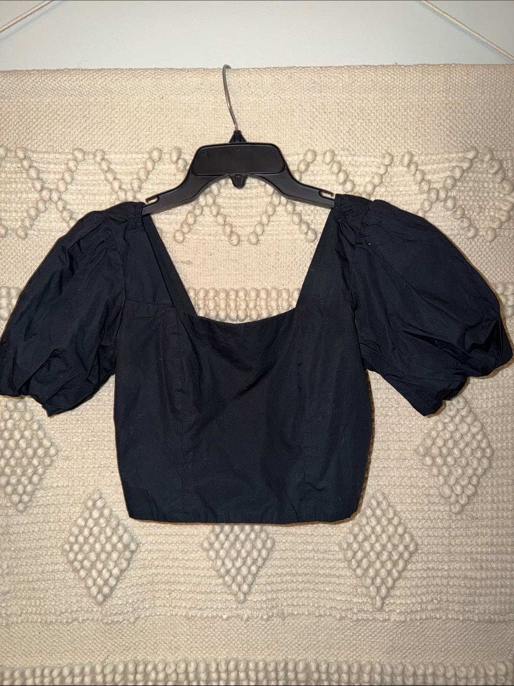 GB Black Puff Sleeve Crop Top